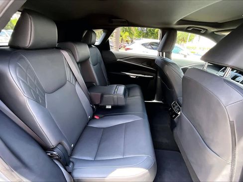 Used 2025 Lexus RX 350 Premium w/ Accessory Package (Z1) FWD image 20