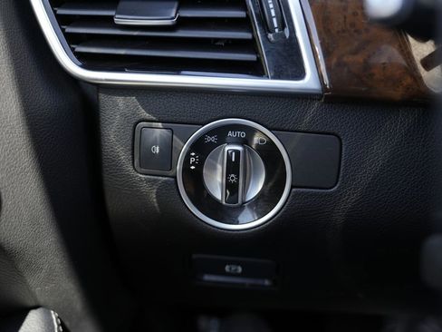 Used 2019 Mercedes-Benz GLS 450 4MATIC image 55