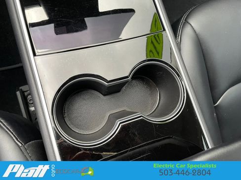 Used 2018 Tesla Model 3 Long Range image 32