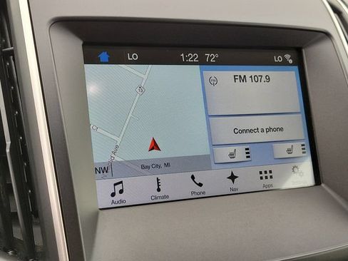 Used 2016 Ford Edge SEL w/ Equipment Group 201A AWD/4WD image 16