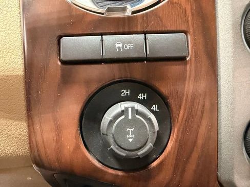 Used 2016 Ford F250 Lariat w/ Chrome Package AWD/4WD image 38