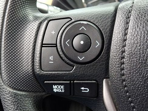 Used 2016 Toyota Corolla LE FWD image 22