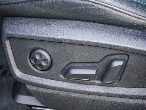 Used 2023 Audi Q5 e Premium w/ Convenience Package image 20