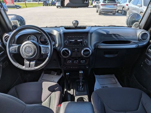 Used 2013 Jeep Wrangler Sport AWD/4WD image 25