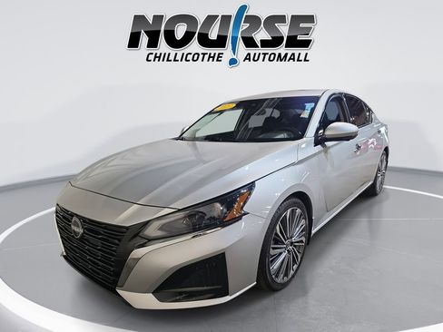 Used 2023 Nissan Altima 2.5 SL FWD image 1