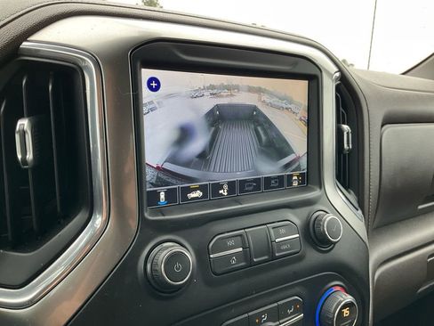 Used 2021 Chevrolet Silverado 1500 LT Trail Boss w/ Convenience Package II image 23