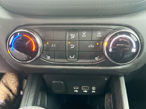 Used 2023 Chevrolet TrailBlazer LT image 15