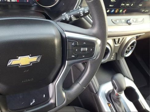 Used 2025 Chevrolet Blazer LT image 20