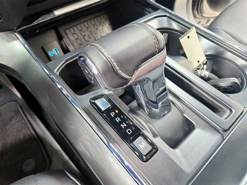 Used 2023 Ford F150 Lariat w/ Equipment Group 502A High image 28