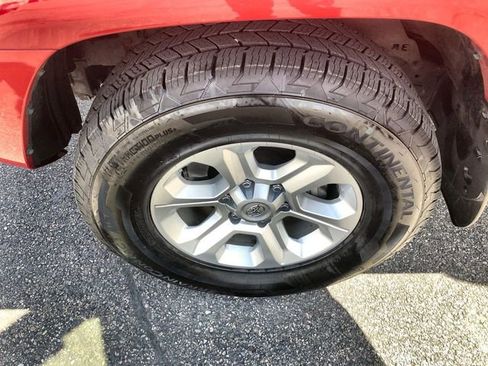 Used 2024 Toyota 4Runner SR5 Premium w/ Moonroof Package image 10