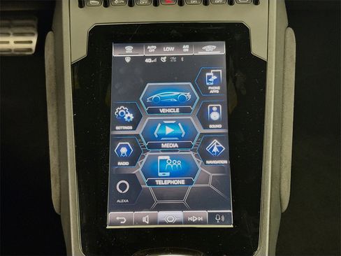 Used 2022 Lamborghini Huracan EVO image 15