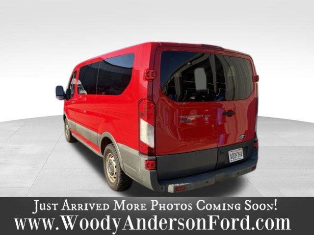 Used 2016 Ford Transit 150 XL RWD image 4
