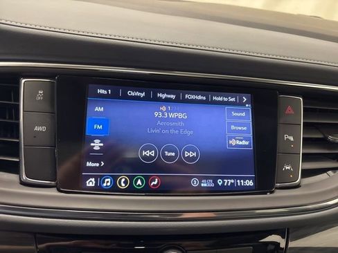 Used 2020 Buick Enclave Premium w/ Sun and Sites Package AWD/4WD image 24