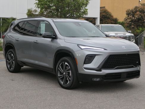 New 2026 Buick Enclave Sport Touring w/ Power Package image 7