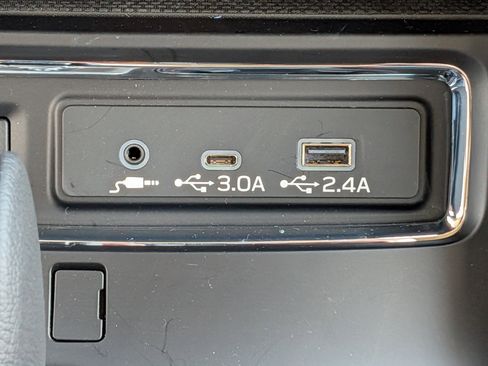 Certified 2025 Subaru Ascent Premium image 22