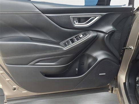 Used 2020 Subaru Forester Limited image 23