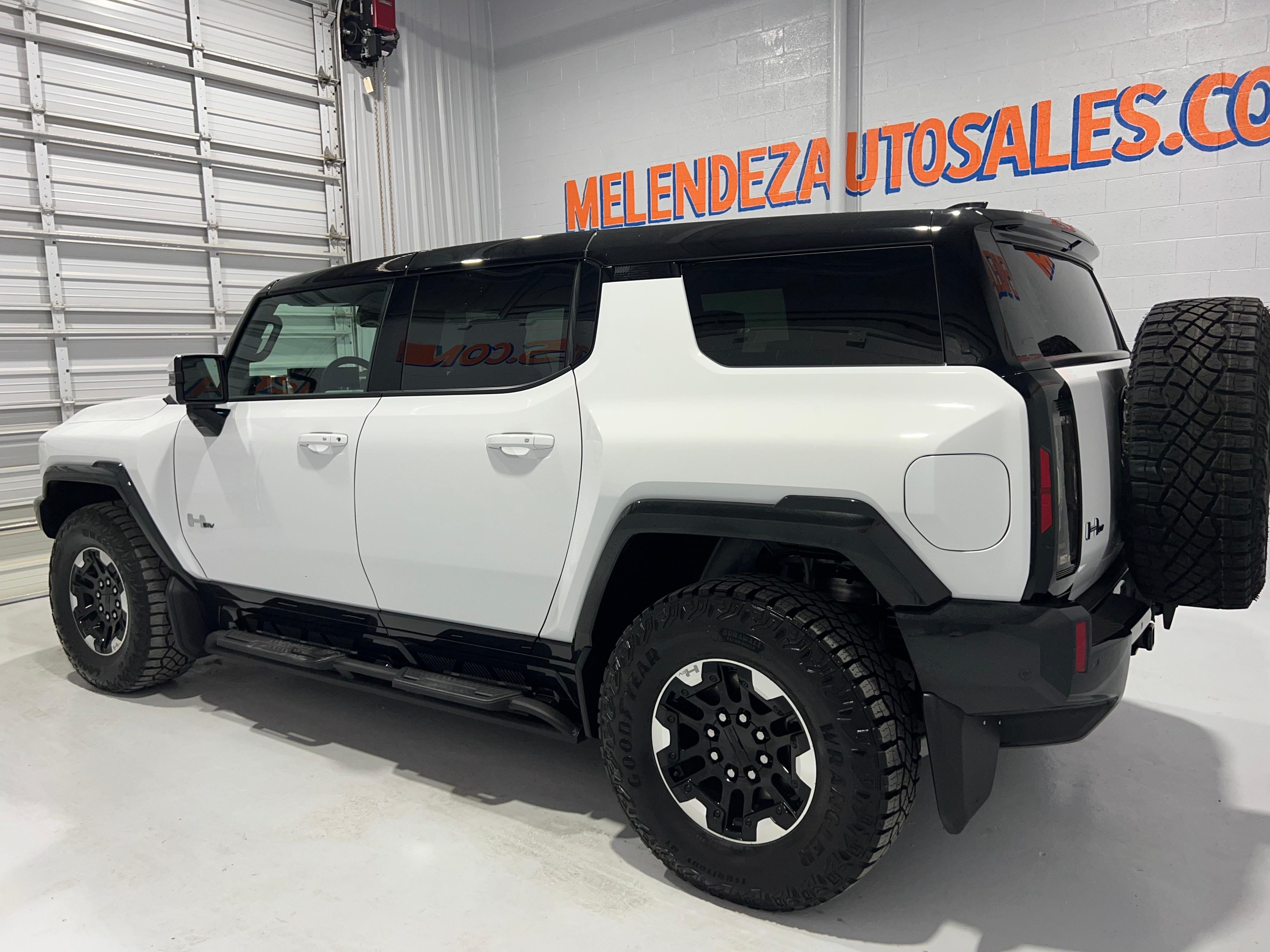 Used 2024 GMC Hummer EV 2X w/ Extreme Off-Road Package AWD/4WD image 3