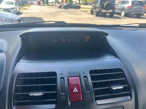 Used 2014 Subaru Forester 2.5i w/ Popular Package #2 AWD/4WD image 7