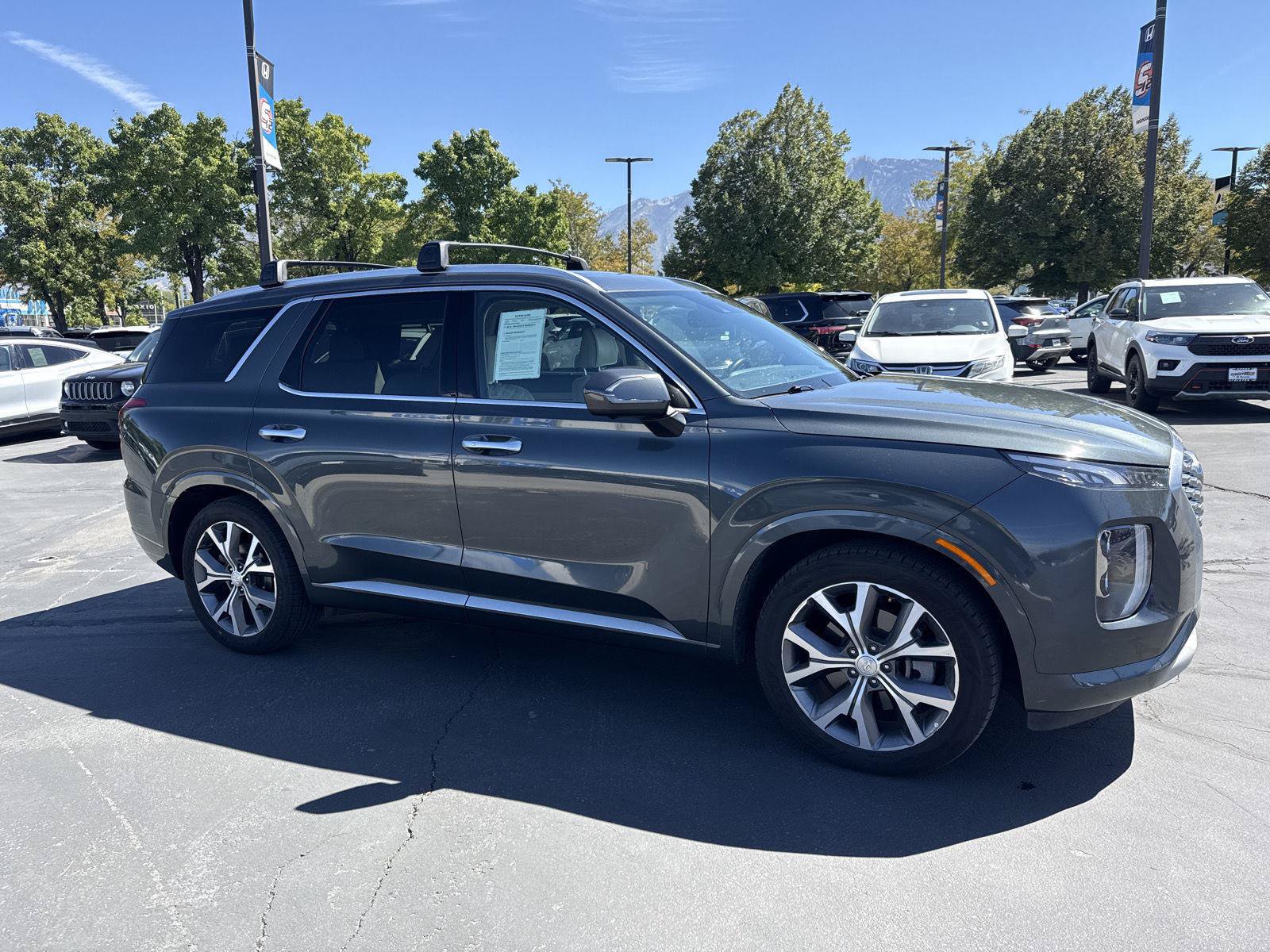 Used 2022 Hyundai Palisade Limited AWD/4WD image 3