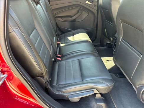 Used 2014 Ford Escape Titanium w/ Equipment Group 401A FWD image 16