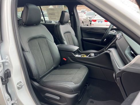New 2025 Jeep Grand Cherokee L Altitude AWD/4WD image 23