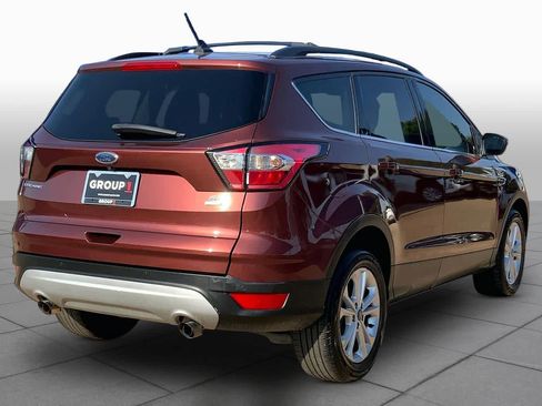 Used 2018 Ford Escape SE w/ Ford Safe & Smart Package AWD/4WD image 13