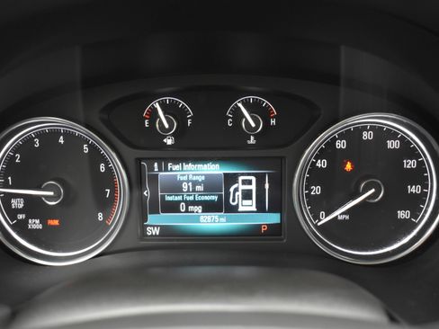 Used 2019 Buick Enclave Essence image 29