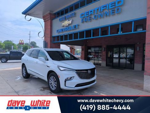 Used 2023 Buick Enclave Essence w/ LPO, Floor Liner Package FWD image 1