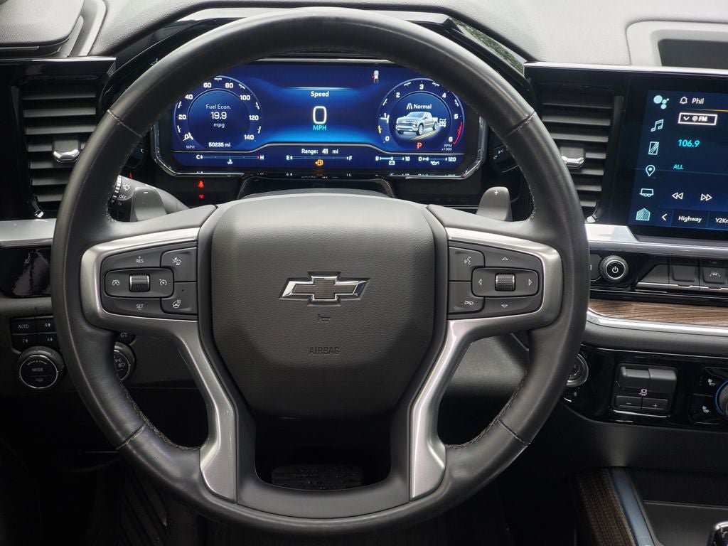 Used 2023 Chevrolet Silverado 1500 RST AWD/4WD image 23