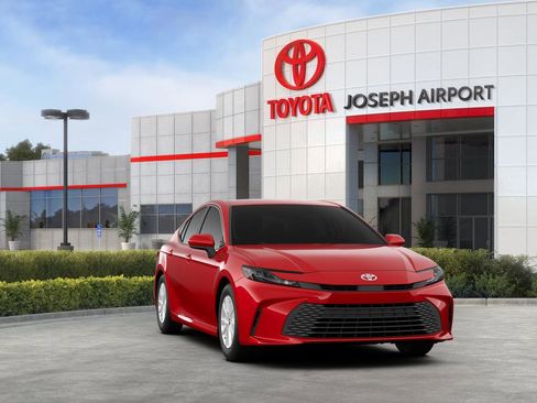 New 2026 Toyota Camry LE FWD image 33