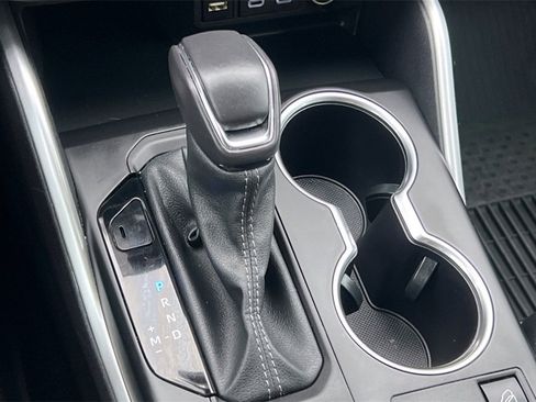 Certified 2024 Toyota Highlander XSE image 23