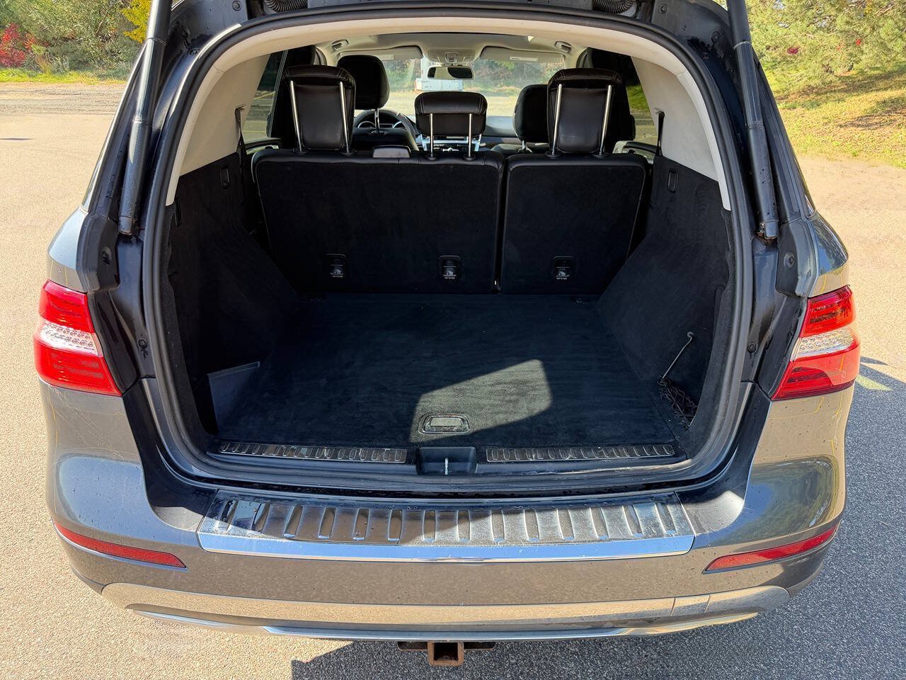Used 2015 Mercedes-Benz ML 250 BlueTEC 4MATIC image 5