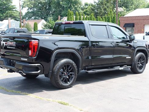 Used 2024 GMC Sierra 1500 Elevation w/ Elevation Premium Package AWD/4WD image 3