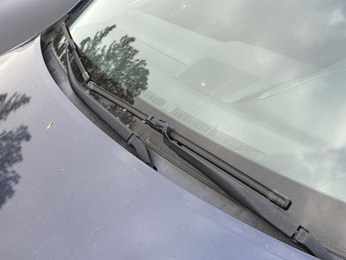 Used 2015 Toyota Camry LE image 11