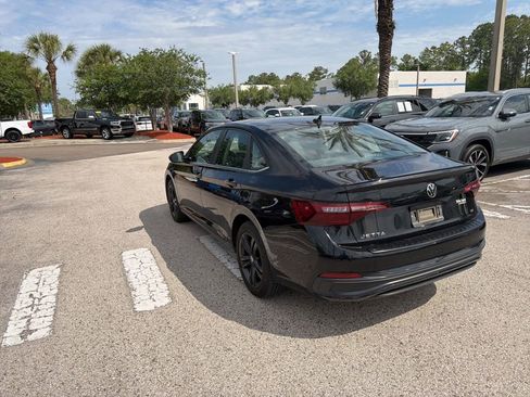 Used 2023 Volkswagen Jetta SE FWD image 7