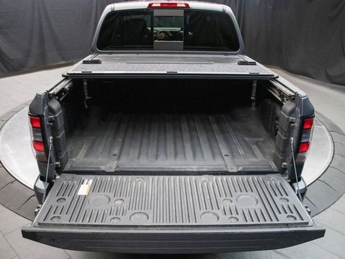 Used 2023 Nissan Frontier SV w/ SV Convenience Package image 14