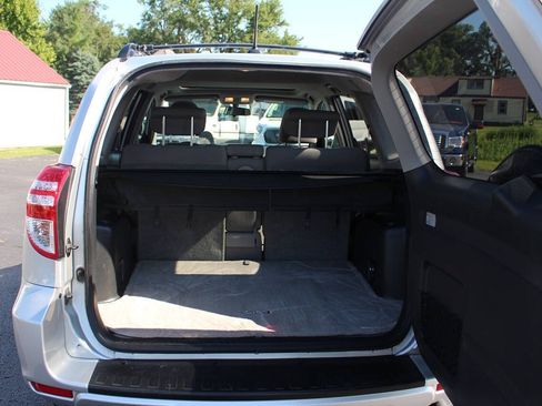 Used 2011 Toyota RAV4 2WD w/ Upgrade Value Pkg image 7