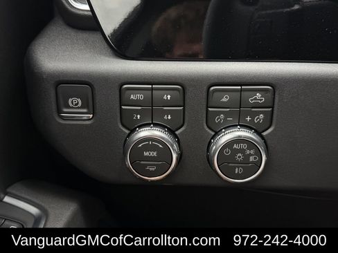 New 2026 GMC Sierra 1500 SLT AWD/4WD image 19