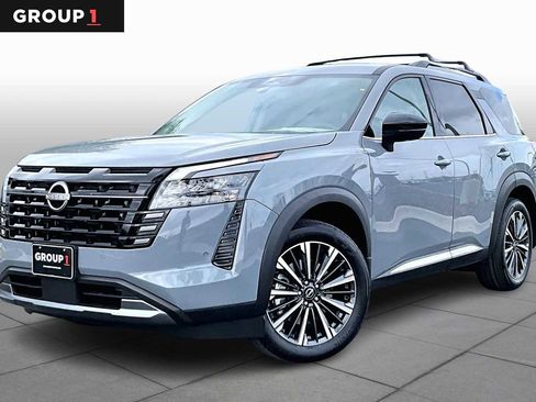 New 2026 Nissan Pathfinder Platinum w/ Accent Package image 1