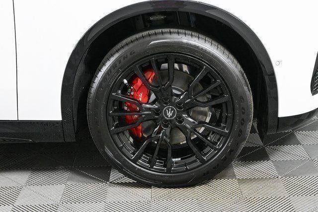 New 2025 Maserati Grecale Modena AWD/4WD image 42