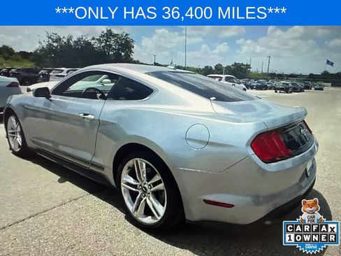 Used 2021 Ford Mustang Premium w/ Pony Package RWD image 7