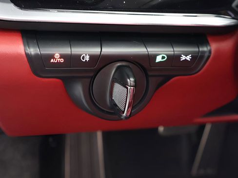 Used 2022 Porsche 911 Turbo S image 40