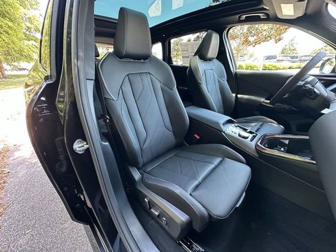 New 2026 BMW X3 xDrive30 w/ Premium Package image 25