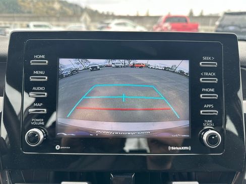 Used 2024 Toyota Camry SE image 17