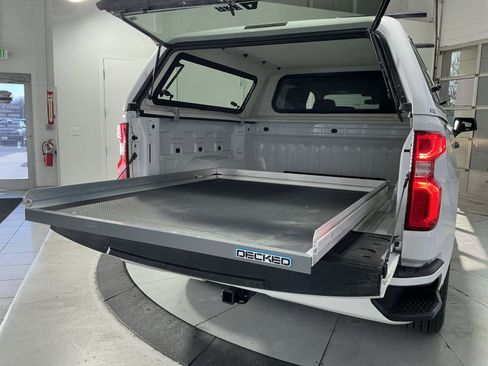 Used 2021 Chevrolet Silverado 1500 Custom w/ Safety Confidence Package image 31