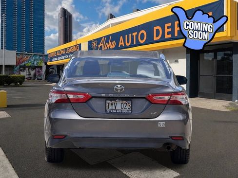 Used 2020 Toyota Camry LE FWD image 4