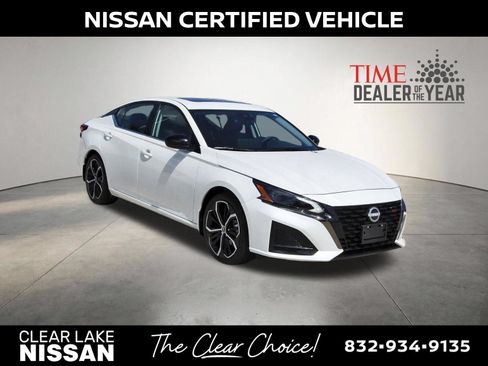 Certified 2025 Nissan Altima 2.5 SR FWD image 9