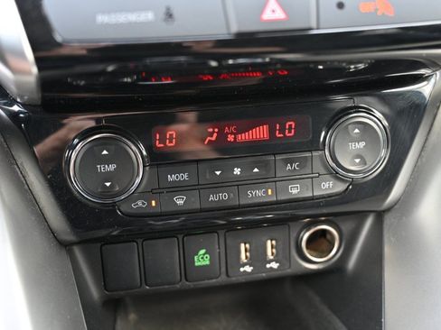 Used 2024 Mitsubishi Eclipse Cross SE AWD/4WD image 25