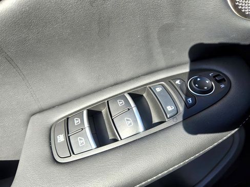 New 2025 INFINITI QX50 Luxe image 45