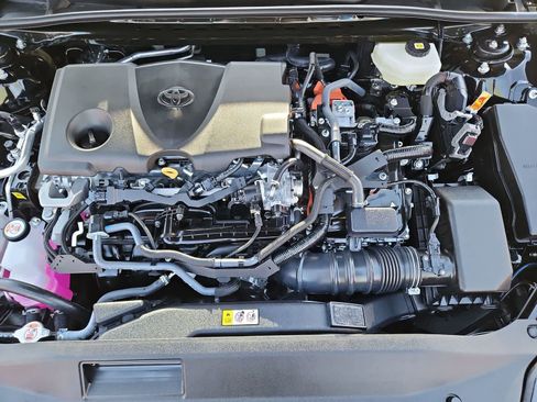 Used 2026 Toyota Camry XLE w/ Premium Plus Package image 16